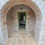 Hotel Arapis &