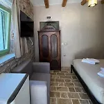 Hotel Arapis & Agios Kiprianos