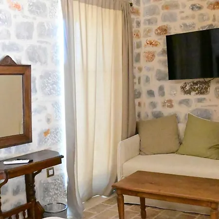 Arapis & 3* Agios Kiprianos