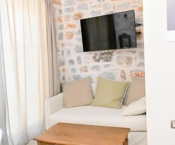 Arapis & 3* Agios Kiprianos