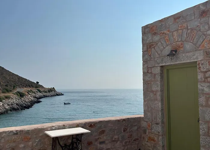 Arapis & 3* Agios Kiprianos