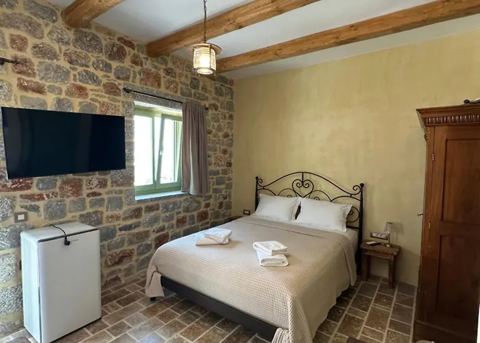 Hotel Arapis & Agios Kiprianos